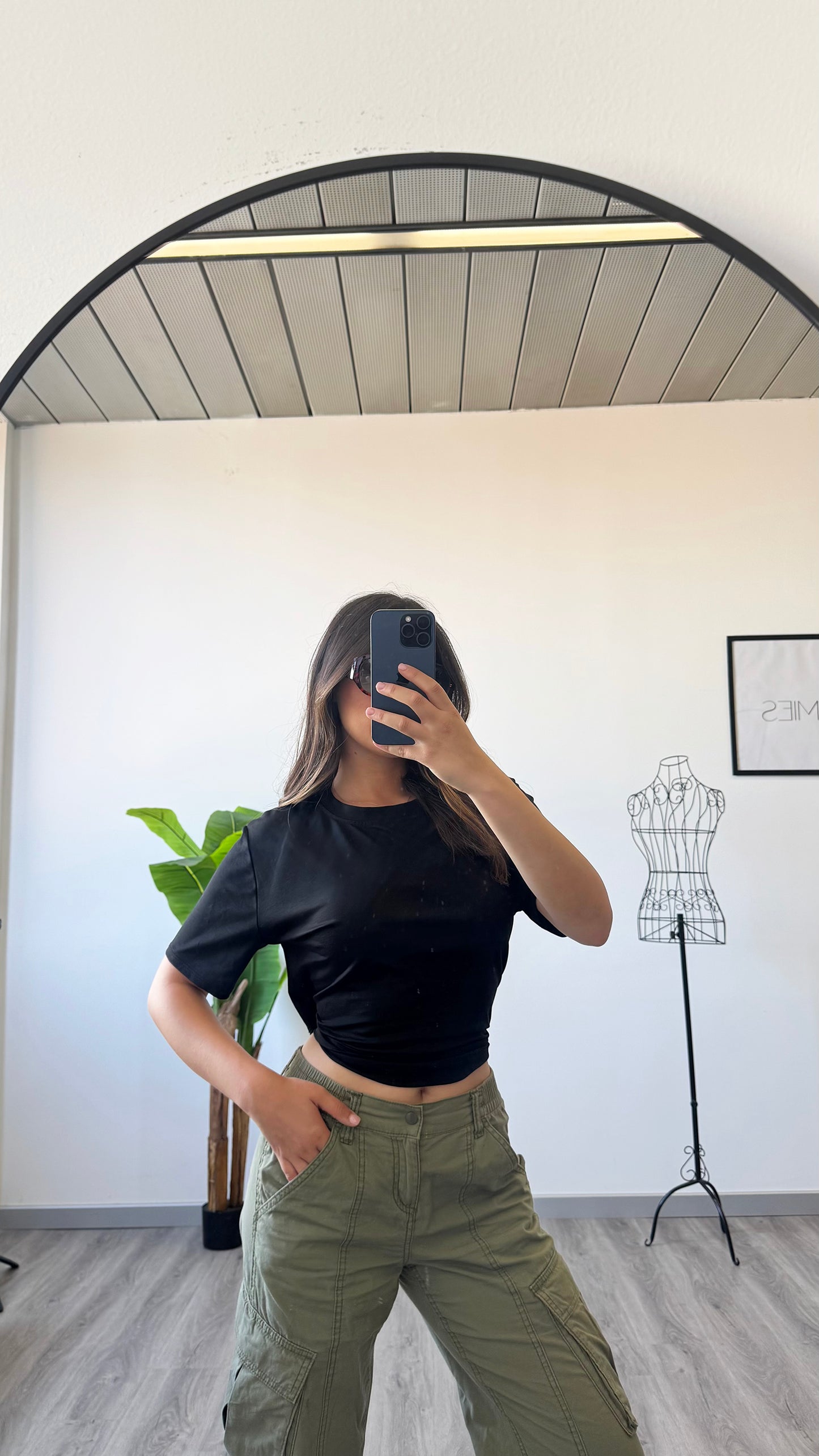 T-SHIRT CROP “TIGHT”