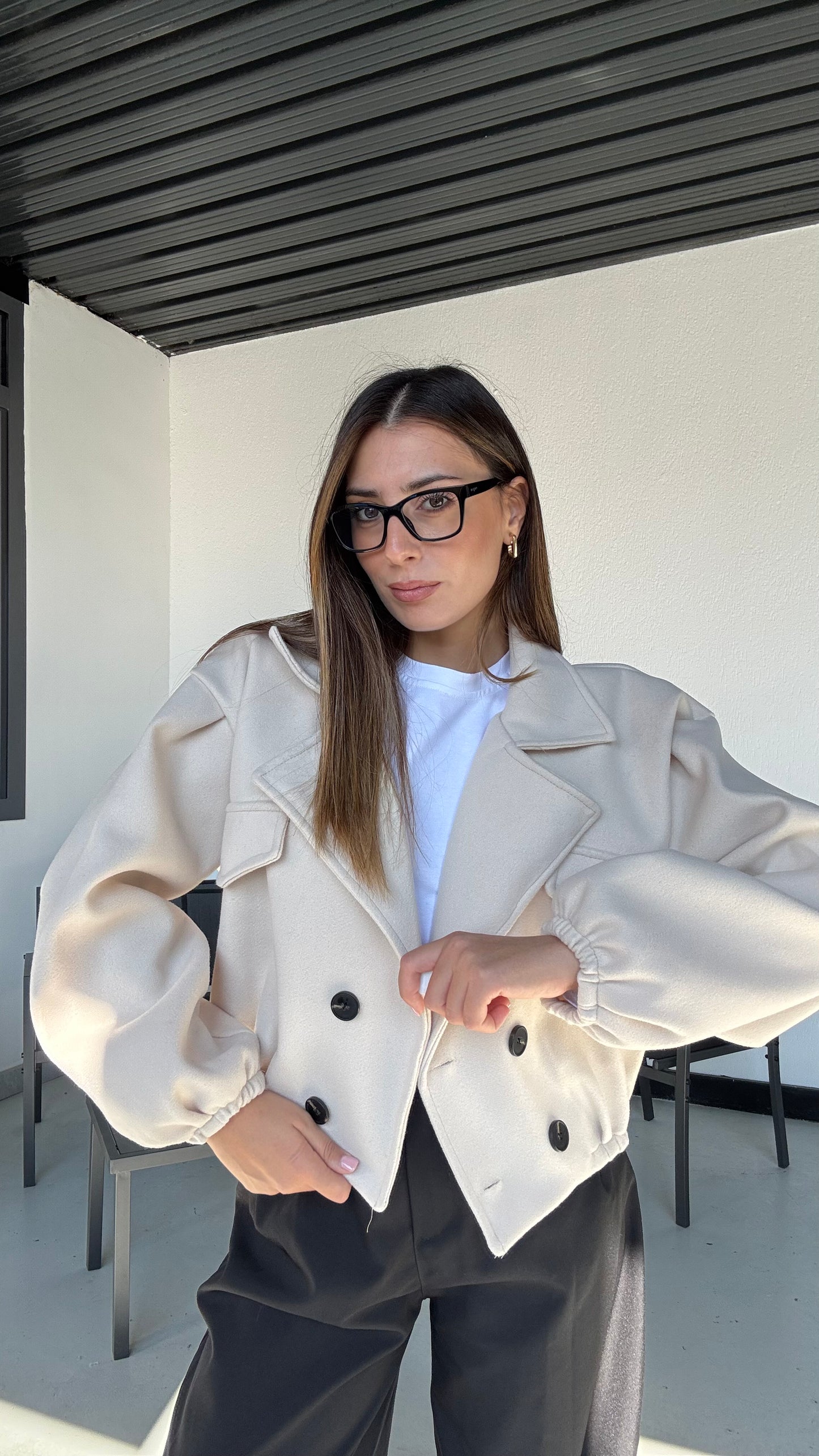 COAT CROP “OVER”