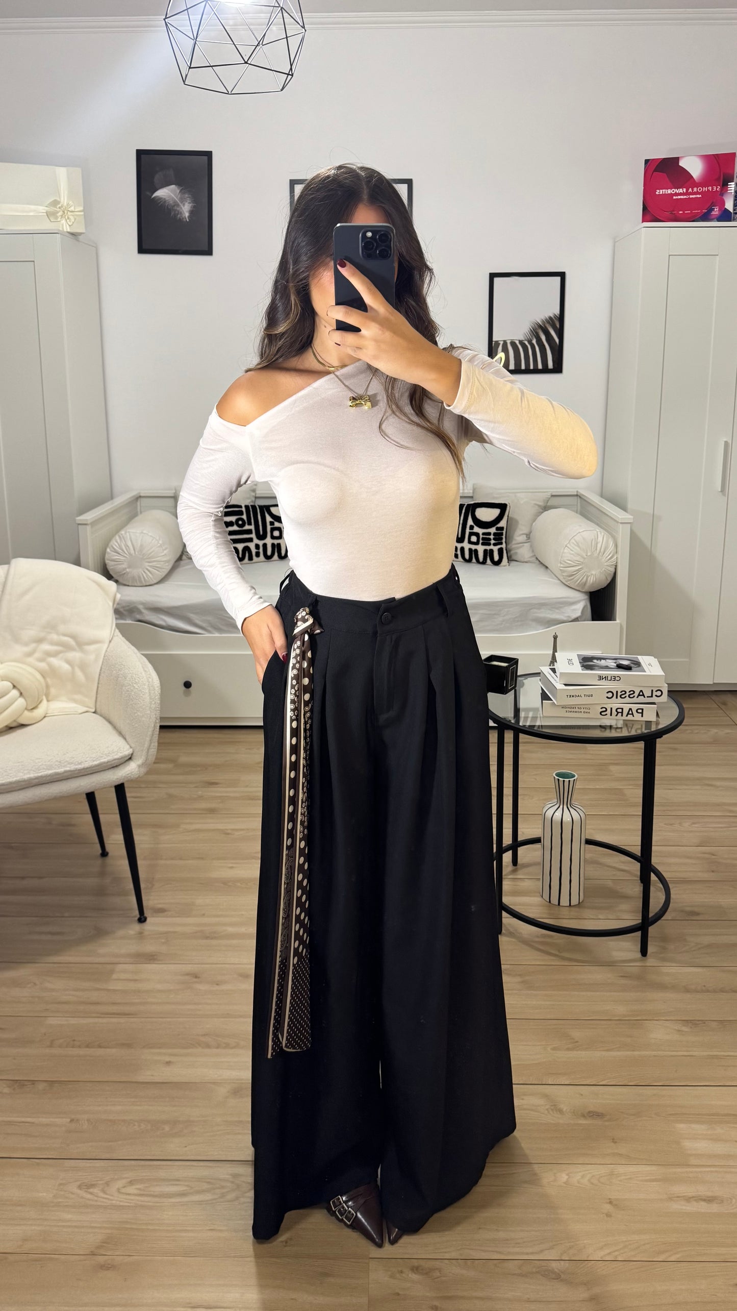 PANT CON “FOULARD”