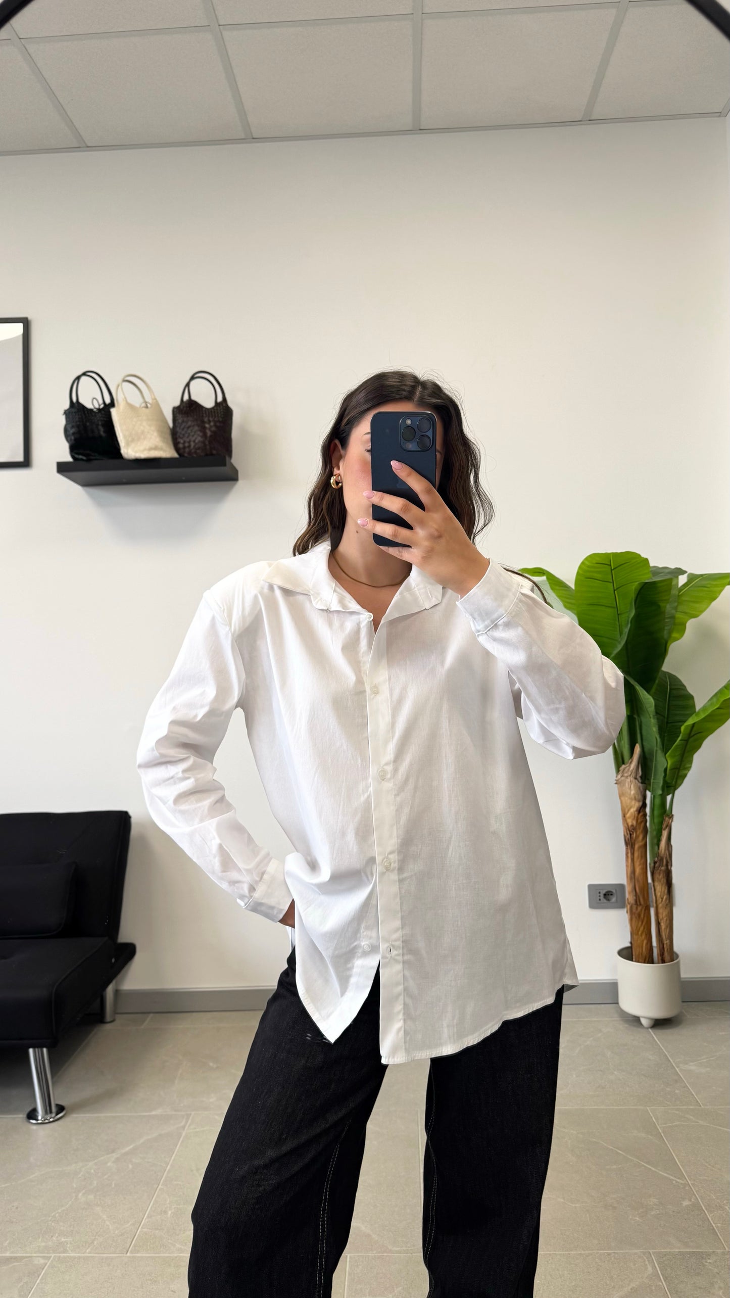 CAMICIA CON “SPALLINE OVER”