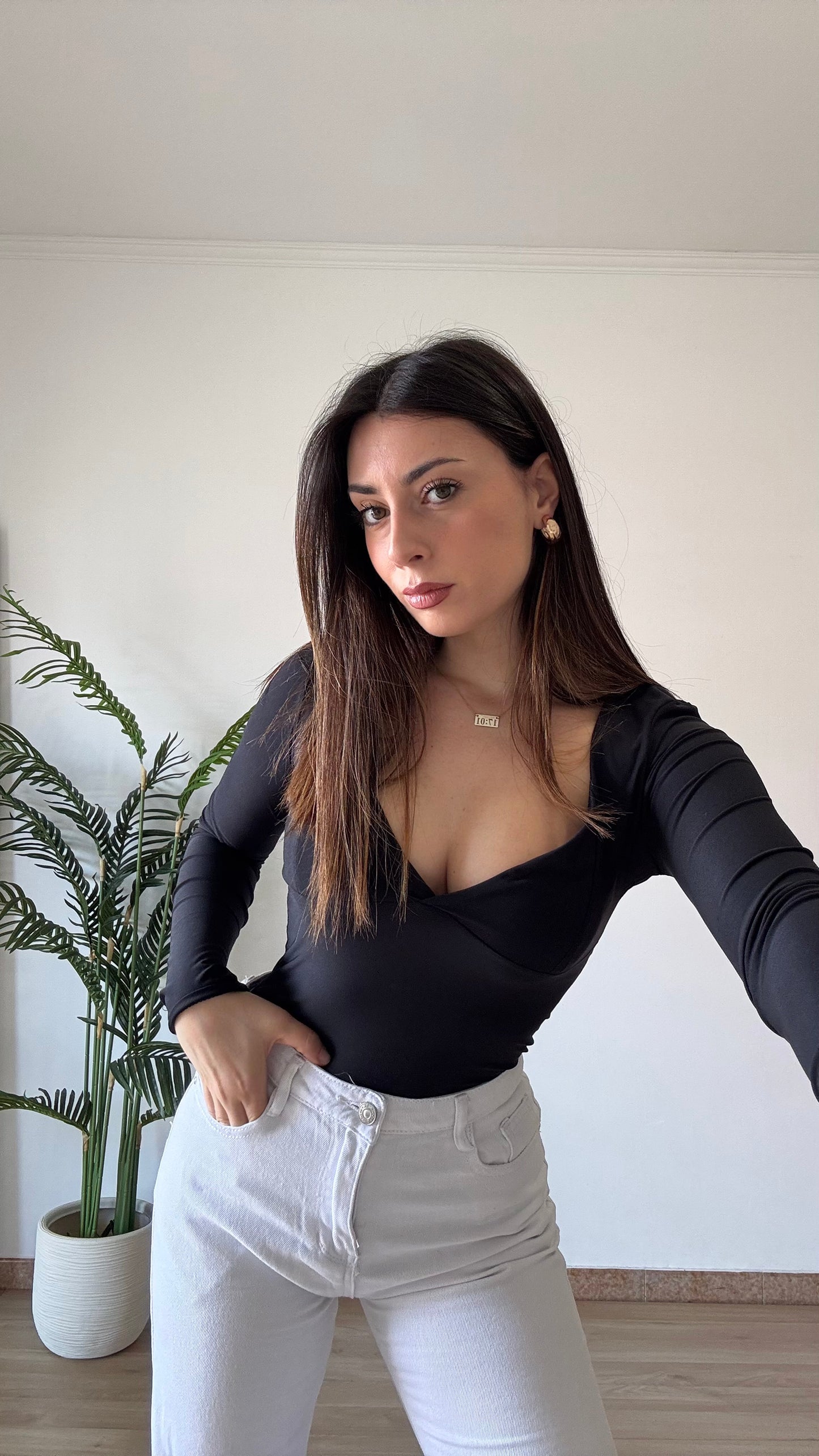MAGLIA MILA GUANTO