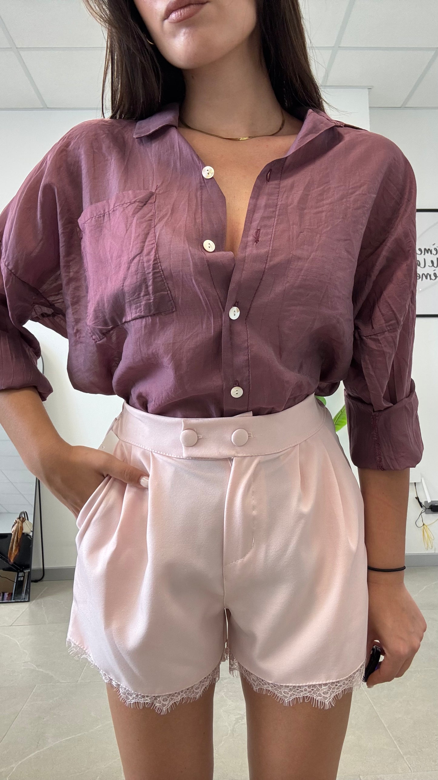 PANTALONCINO “RICAMATO”