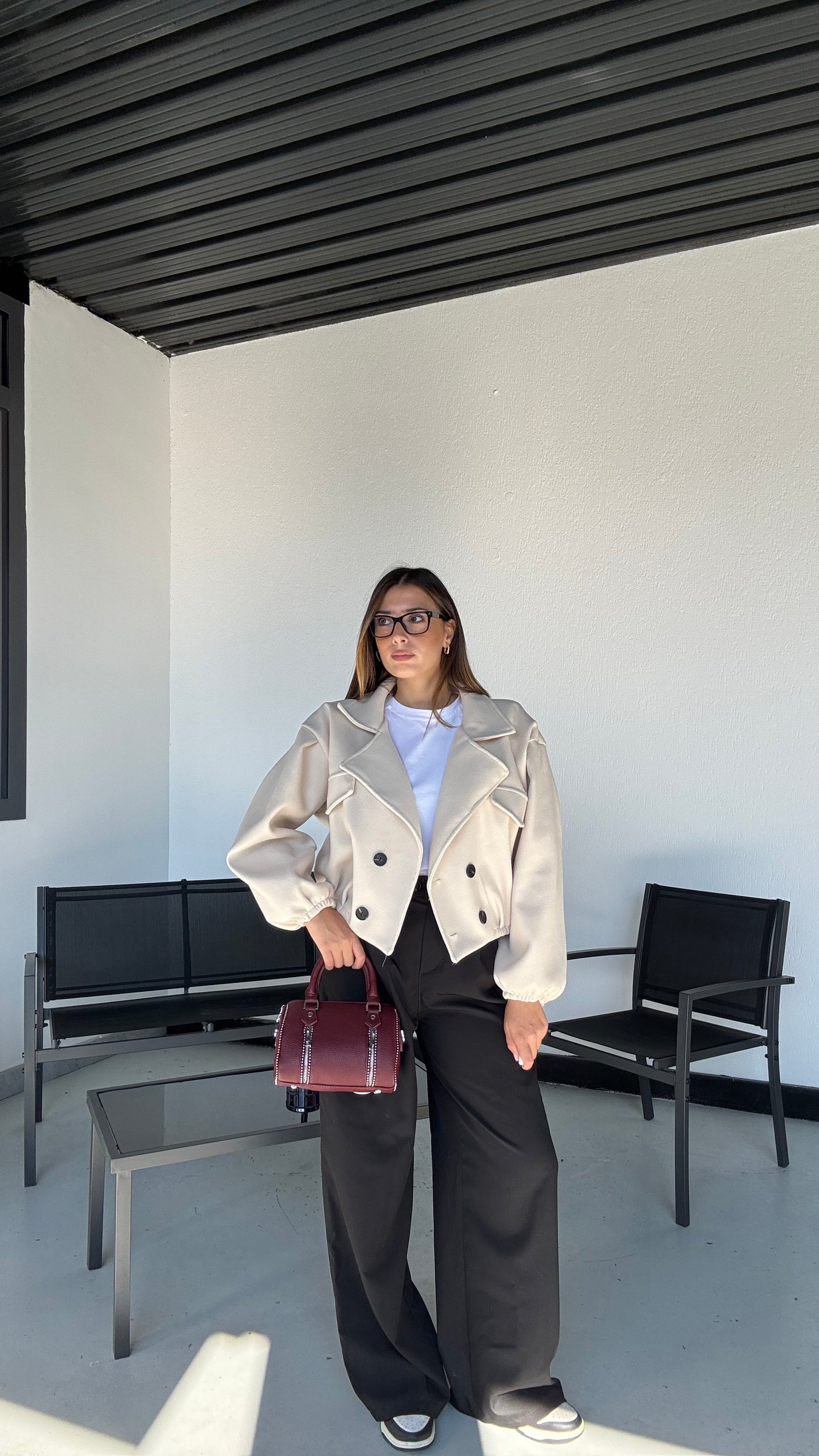 COAT CROP “OVER”