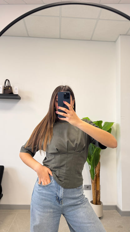 T-SHIRT CROP “LETY”