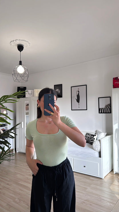 BODY INTIMO SCOLLO