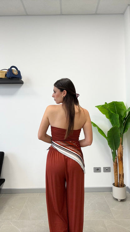 JUMPSUITE CON “FOULARD”