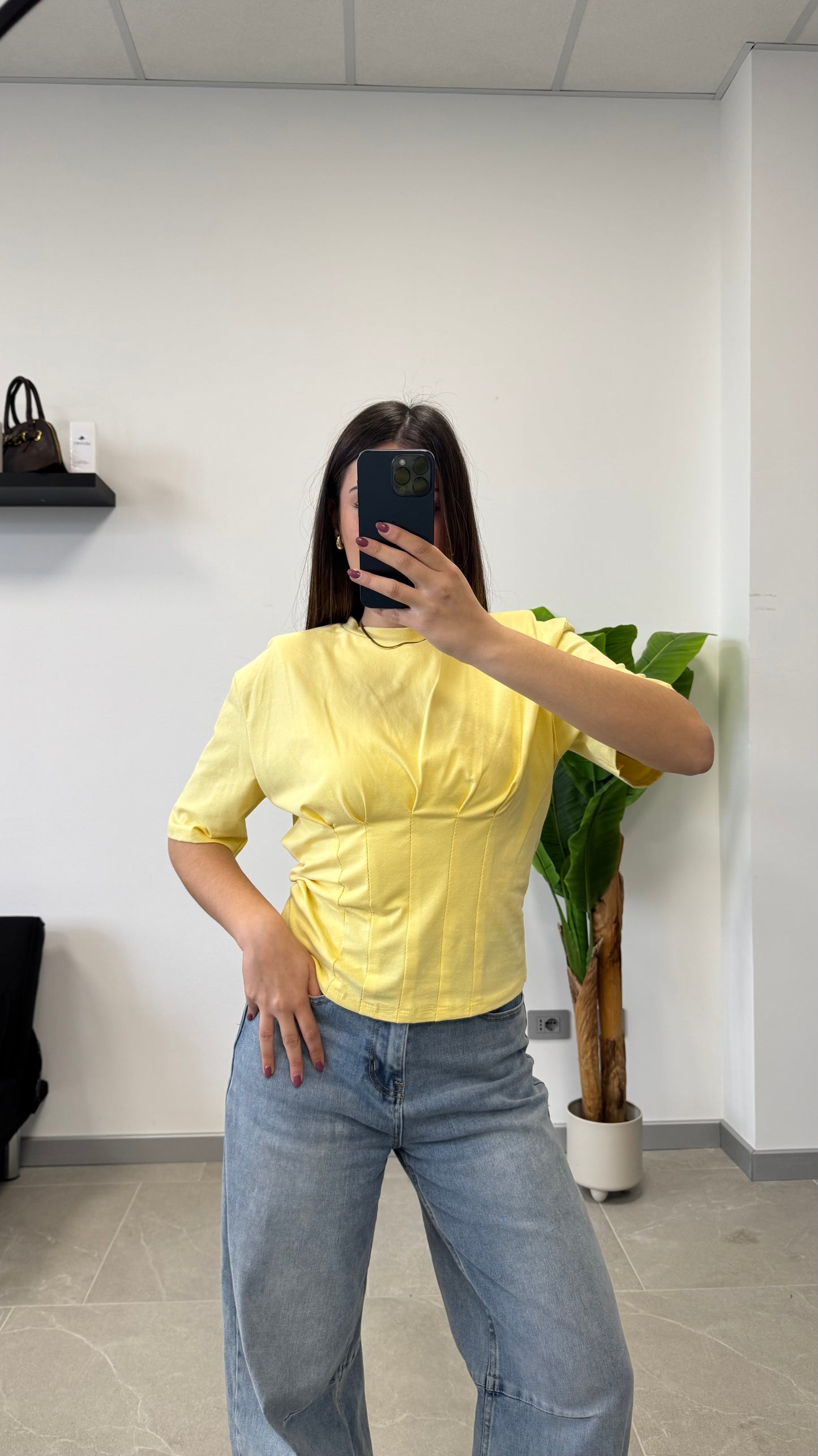 T-SHIRT CROP “LETY”