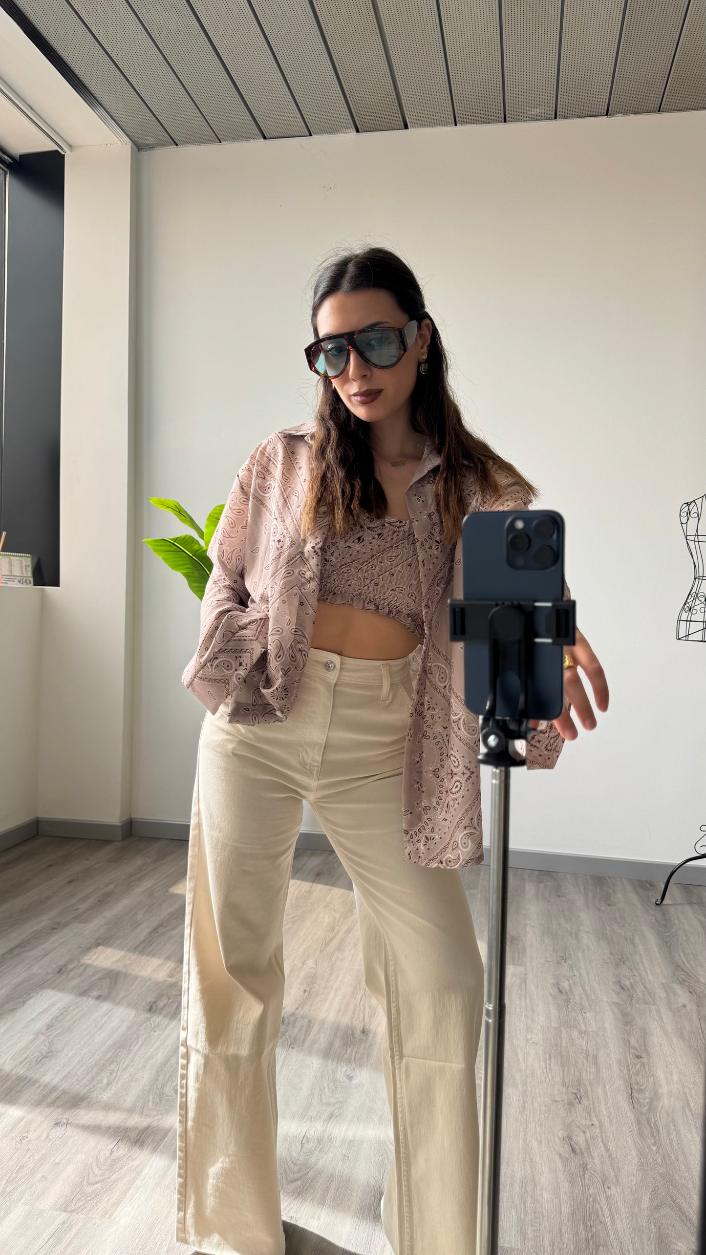 GLASSES MODEL 09