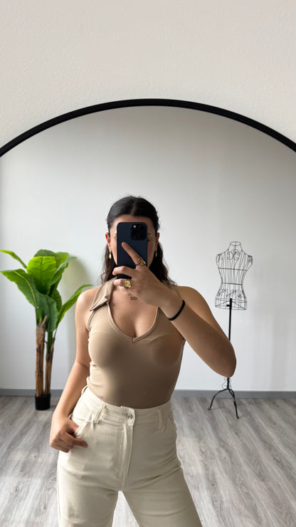 BODY SCOLLO CAMICIA