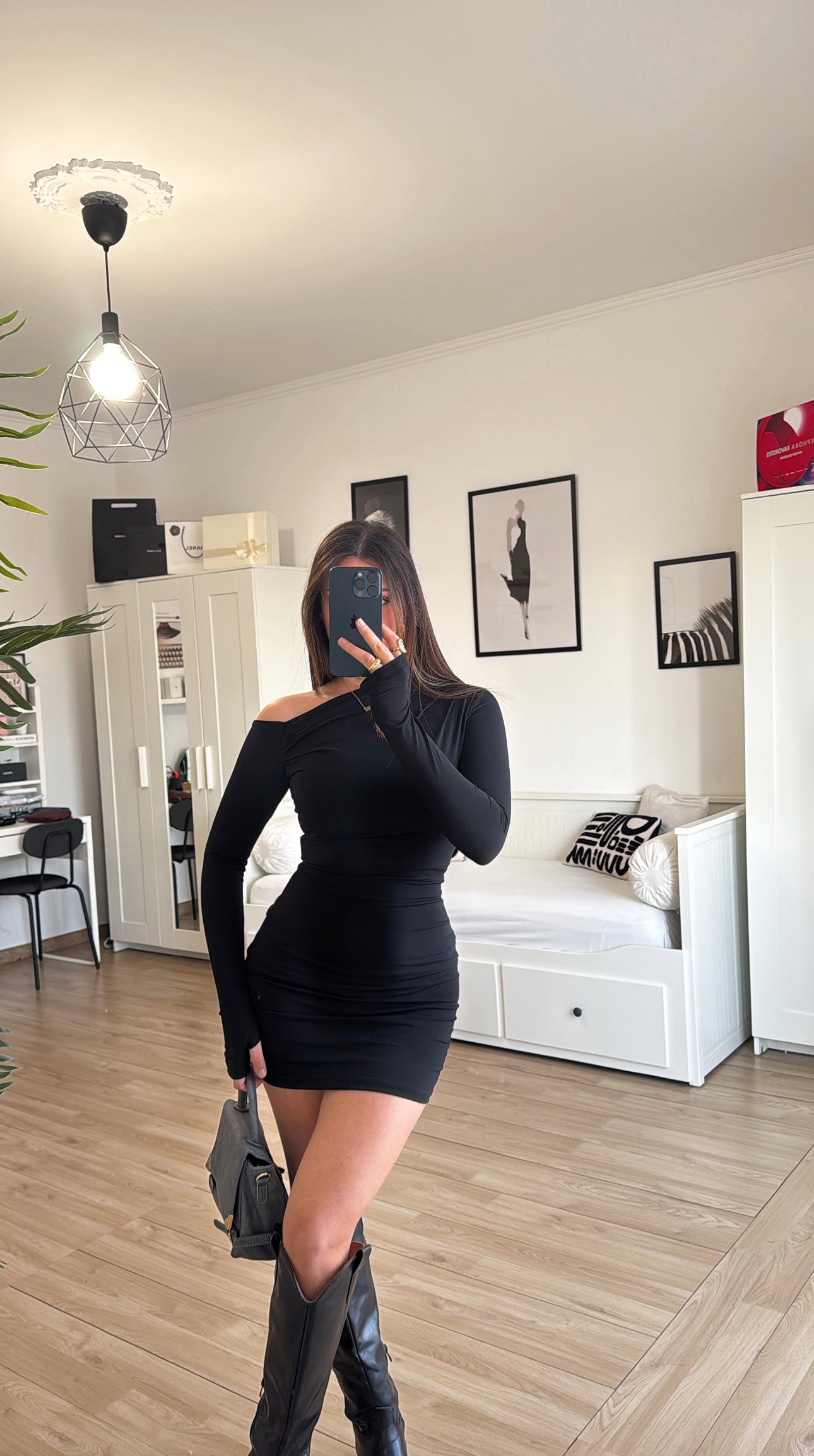 ABITO VALENTINA