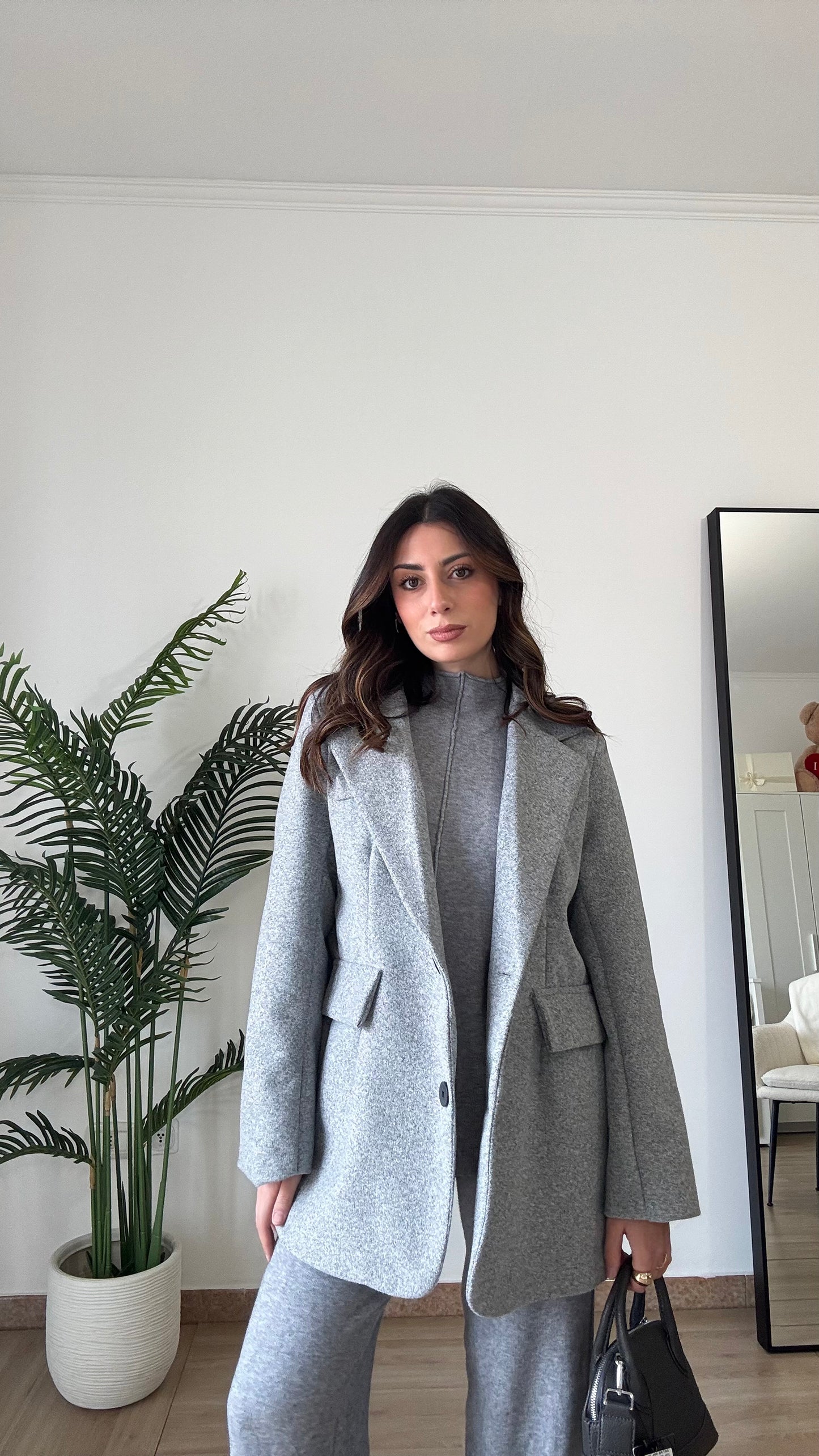 COAT OVER