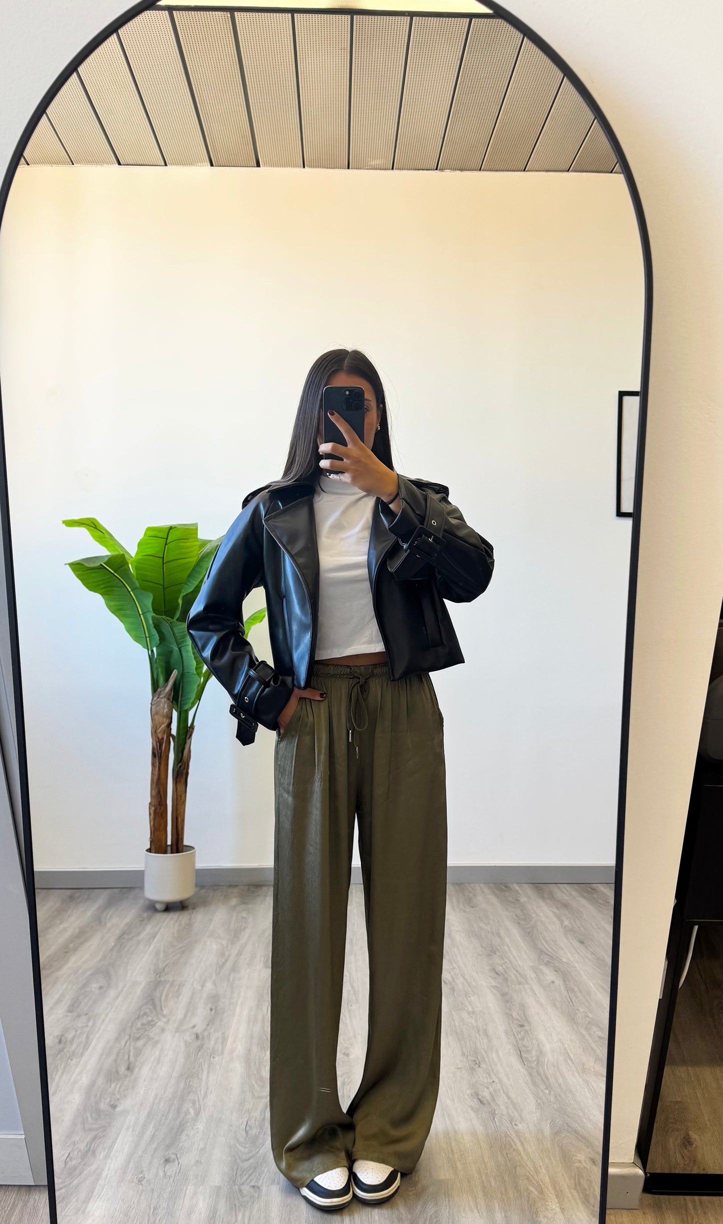 PANT SYLVIE “SATEN”