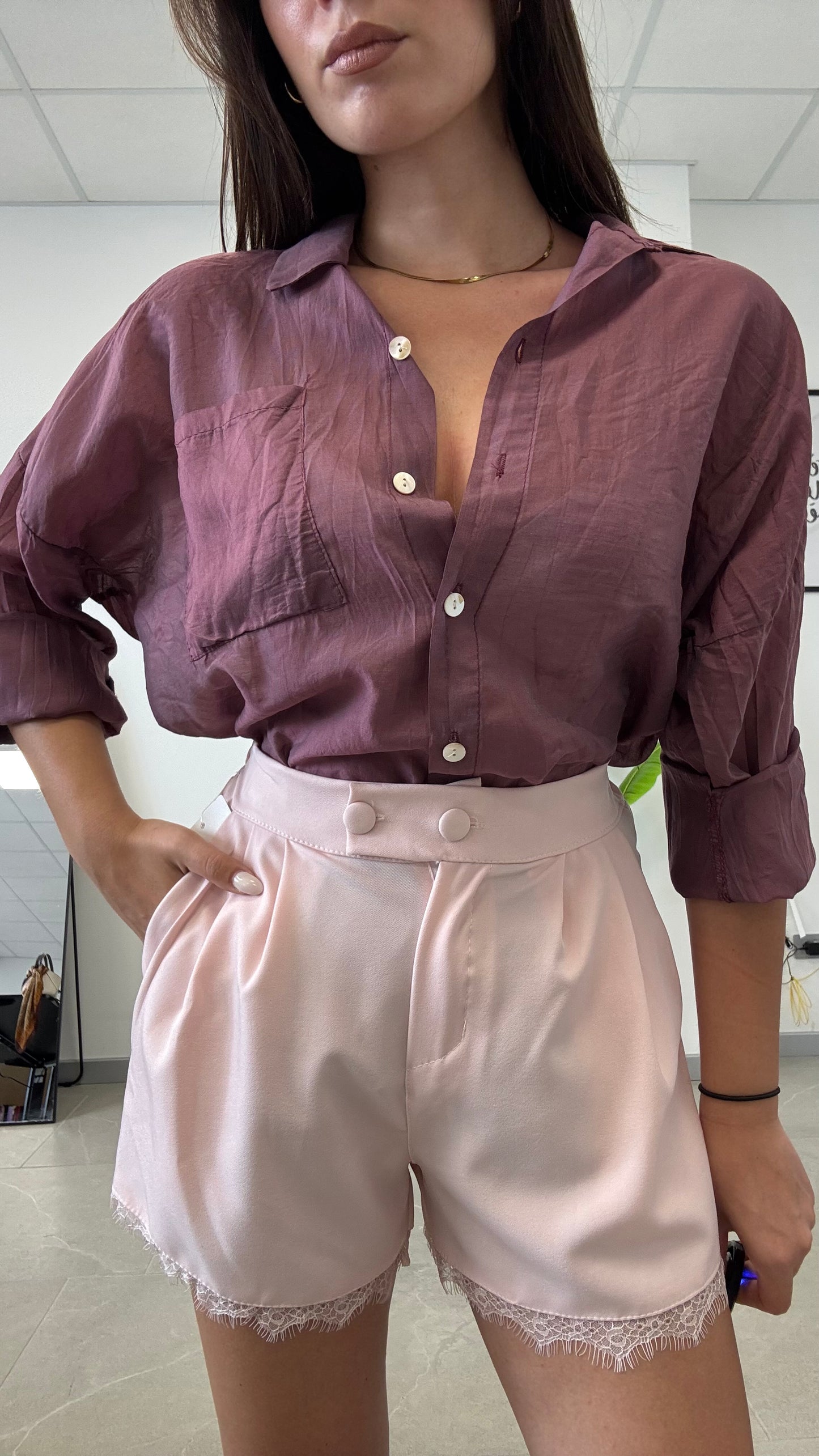 PANTALONCINO “RICAMATO”