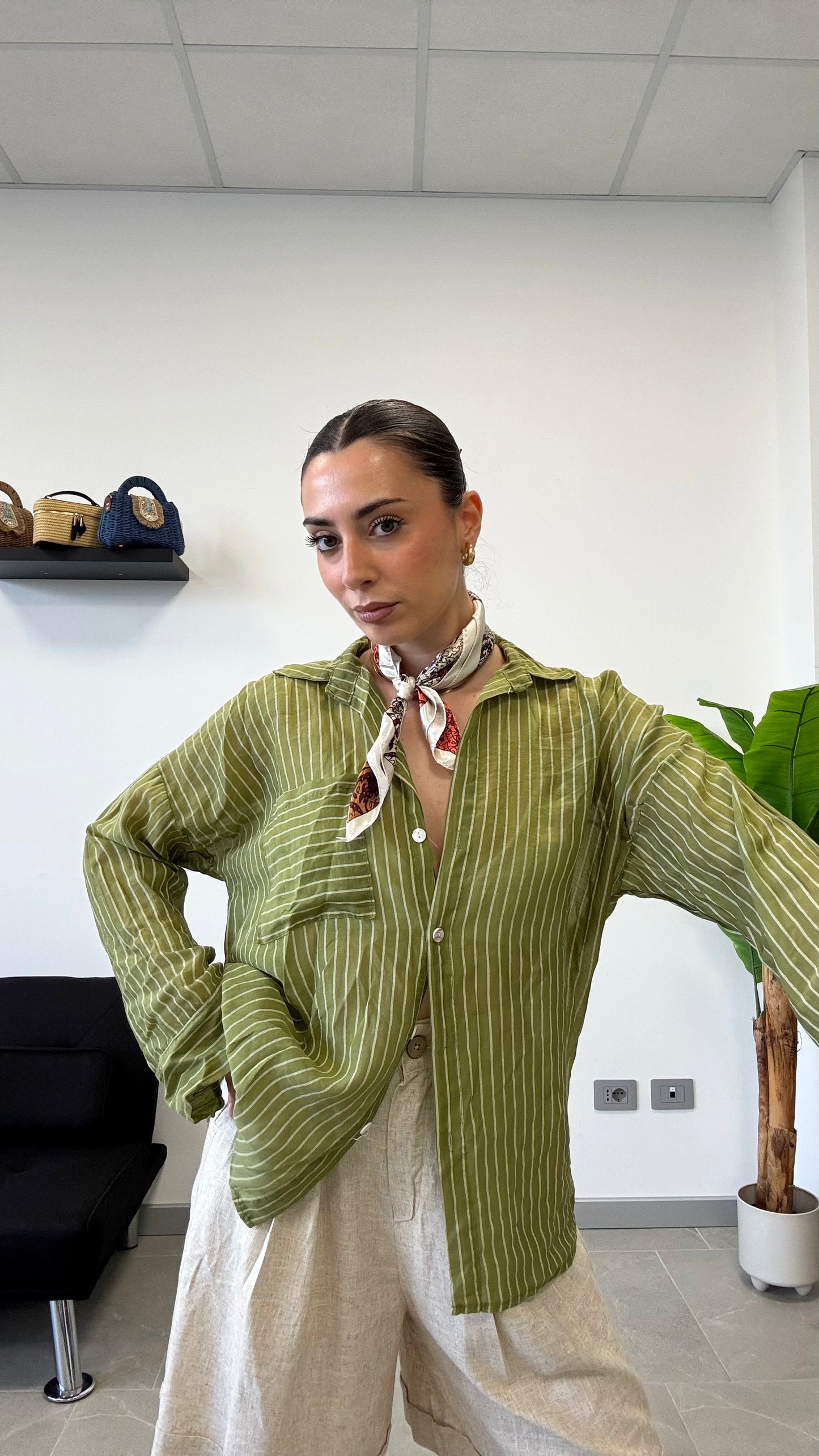 CAMICIA SEMI VELATA “GESSATA”