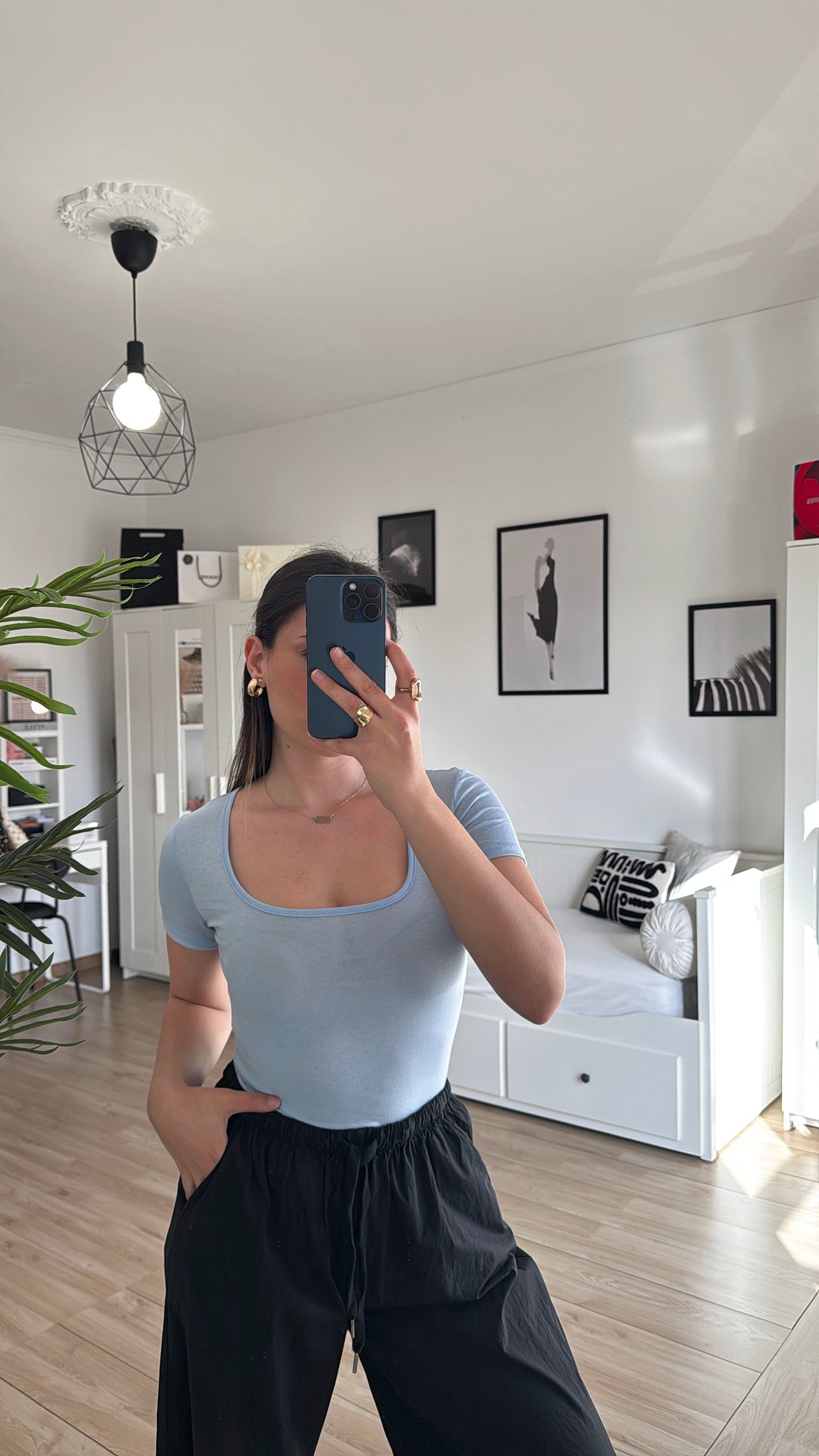 BODY INTIMO SCOLLO