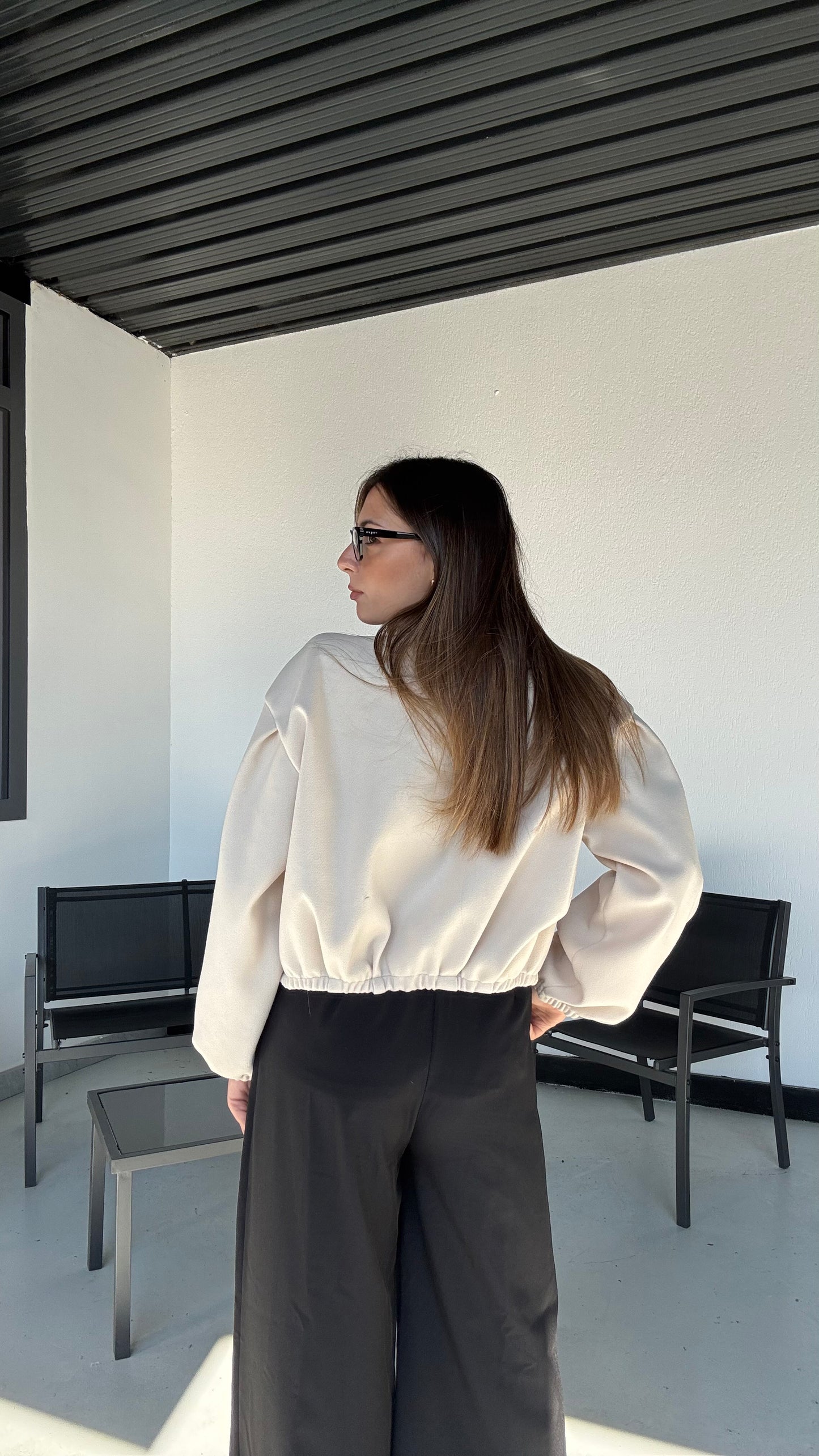 COAT CROP “OVER”