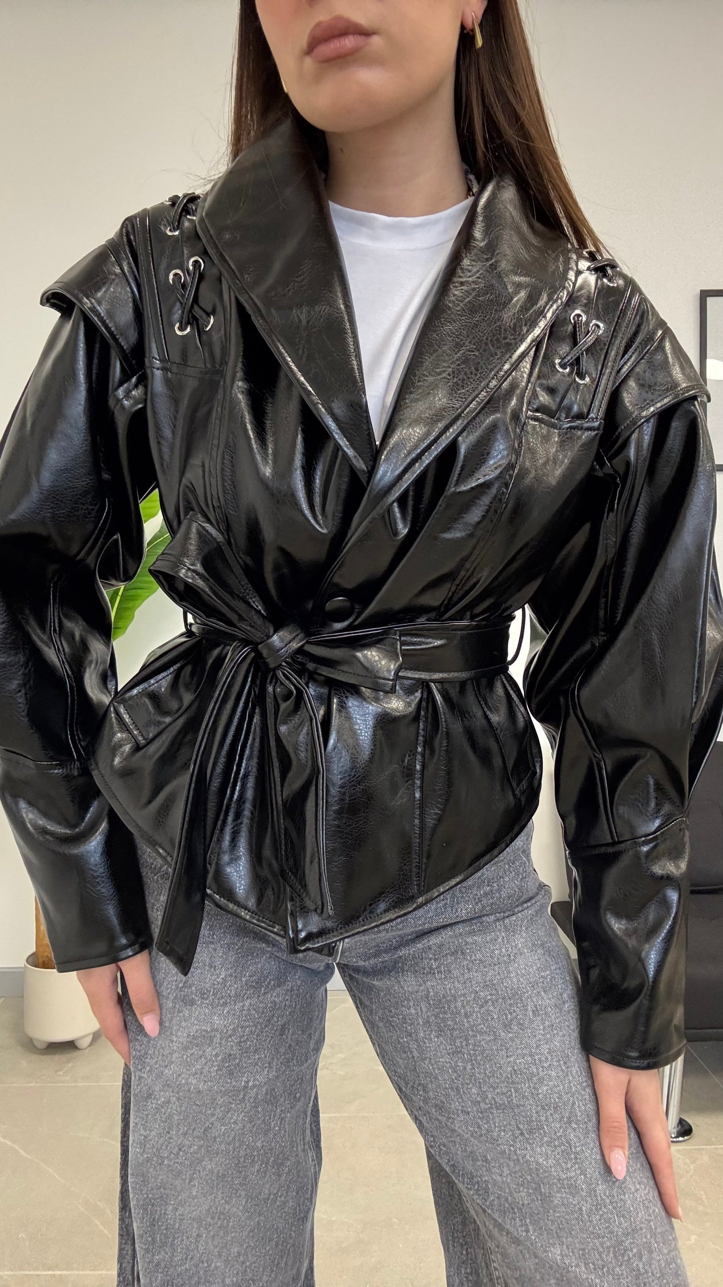 CHIODO IN ECOPPELLE “SHINY”