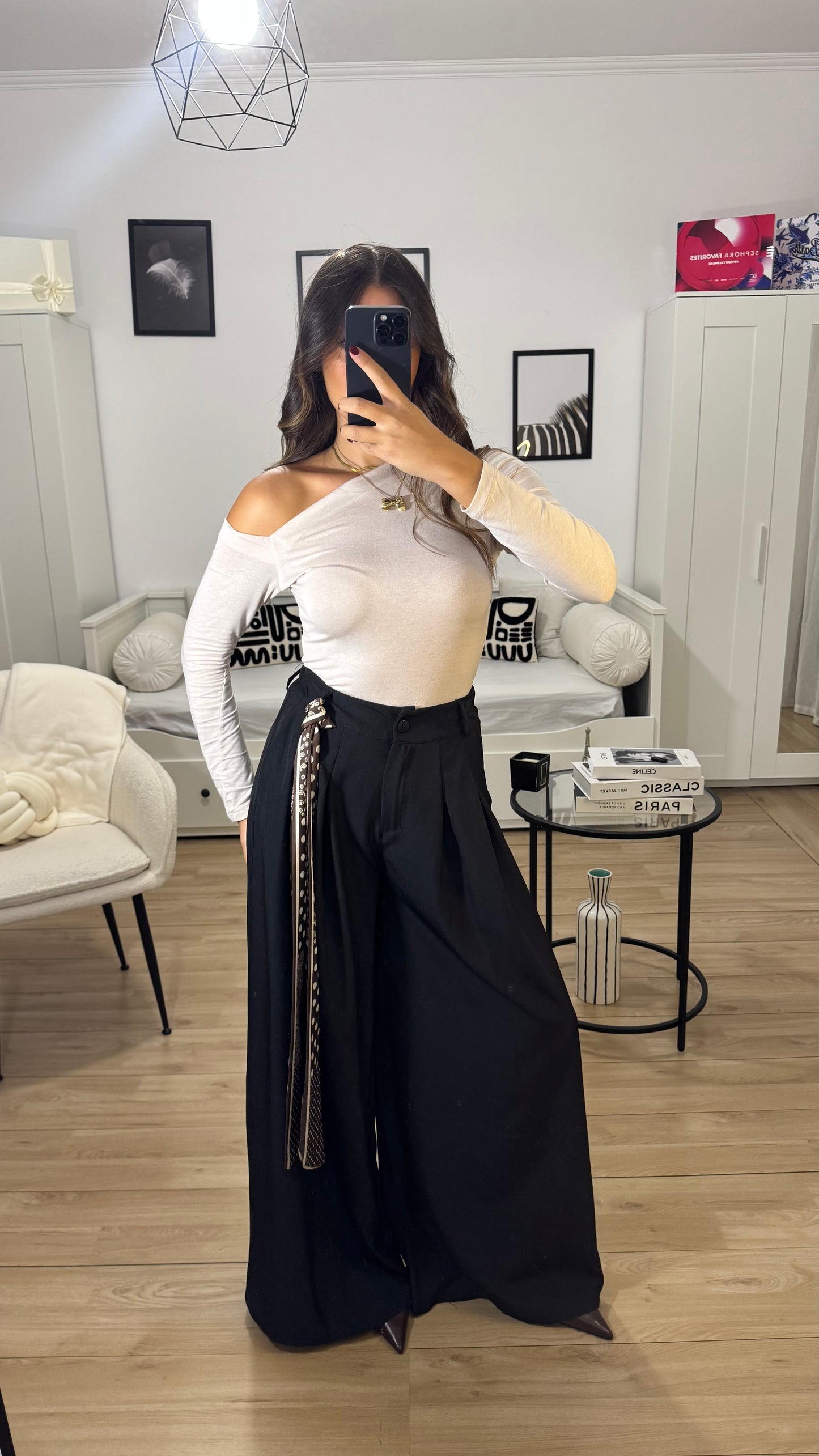 PANT CON “FOULARD”