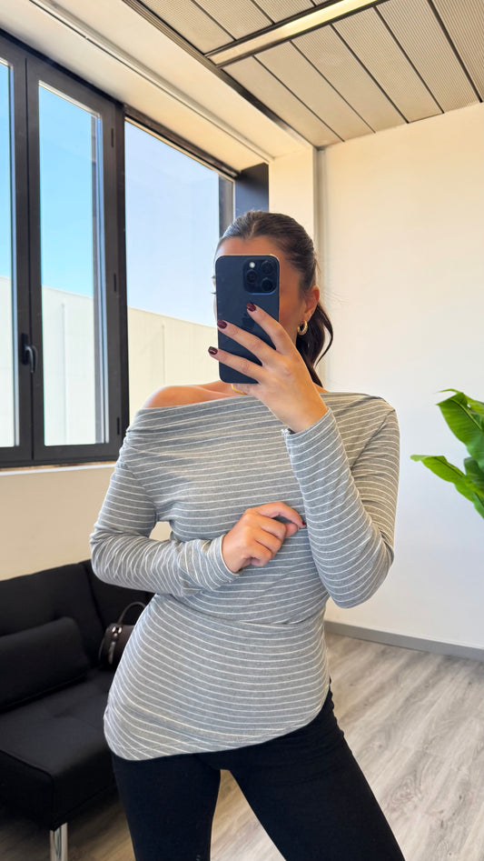 MAGLIA ASIMMETRICA “A RIGHE”