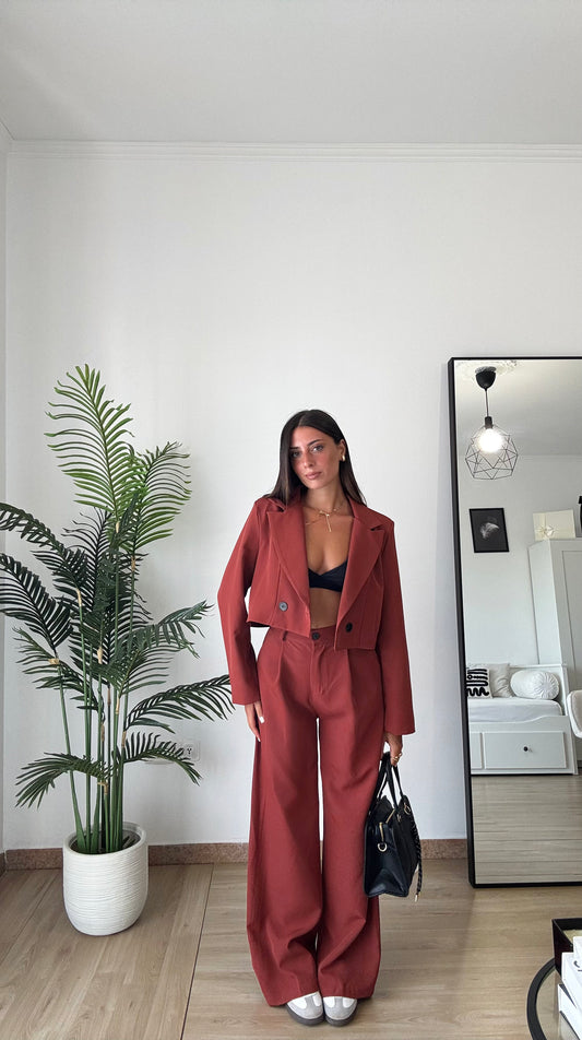 TAILLEUR “CROP”