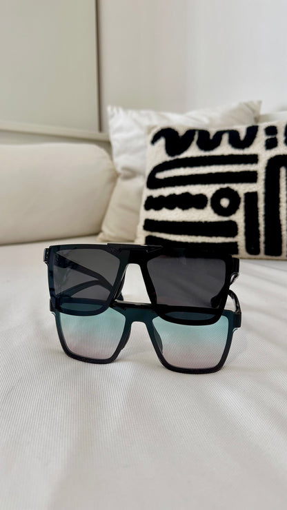 GLASSES MODEL 07