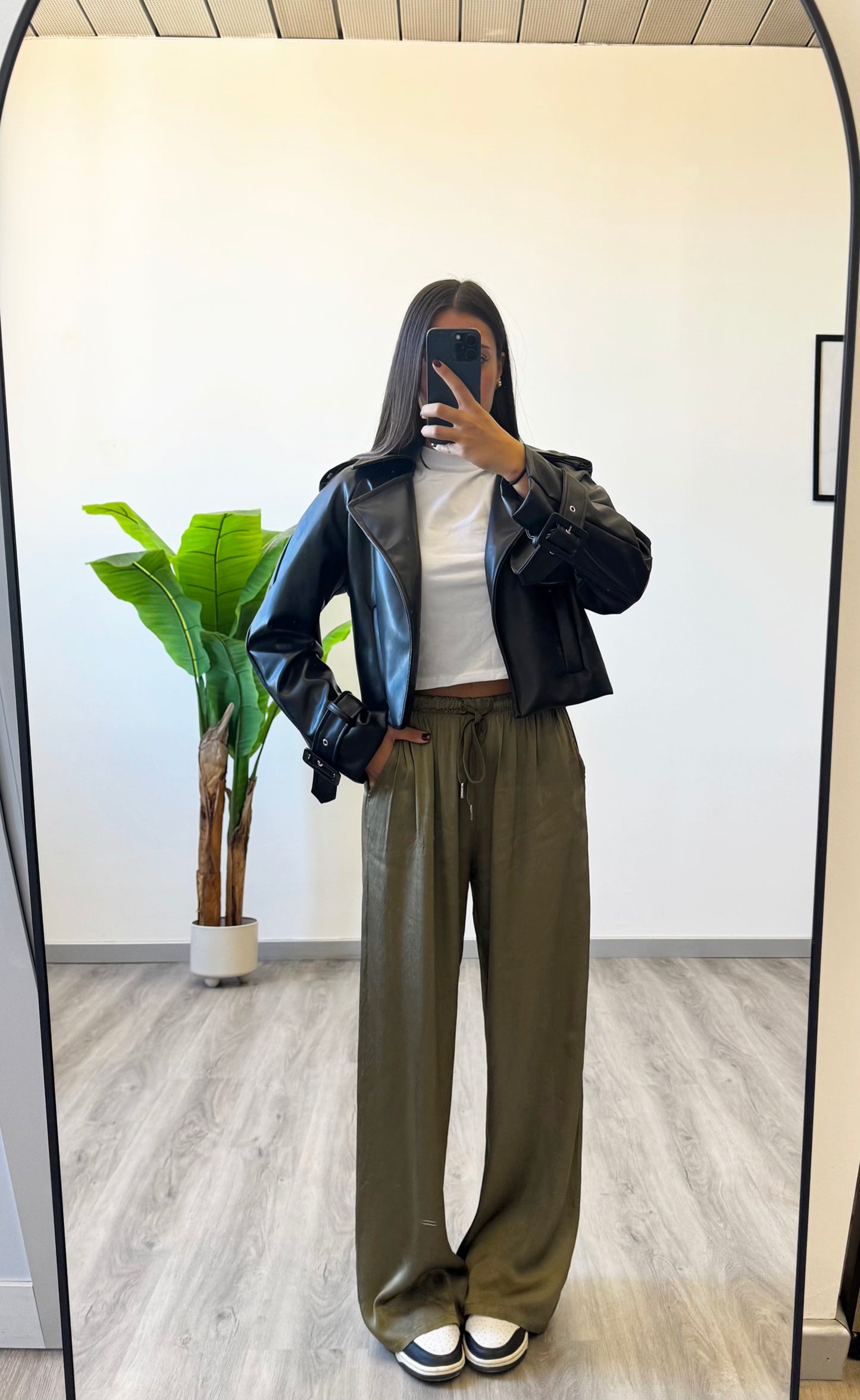 PANT SYLVIE “SATEN”