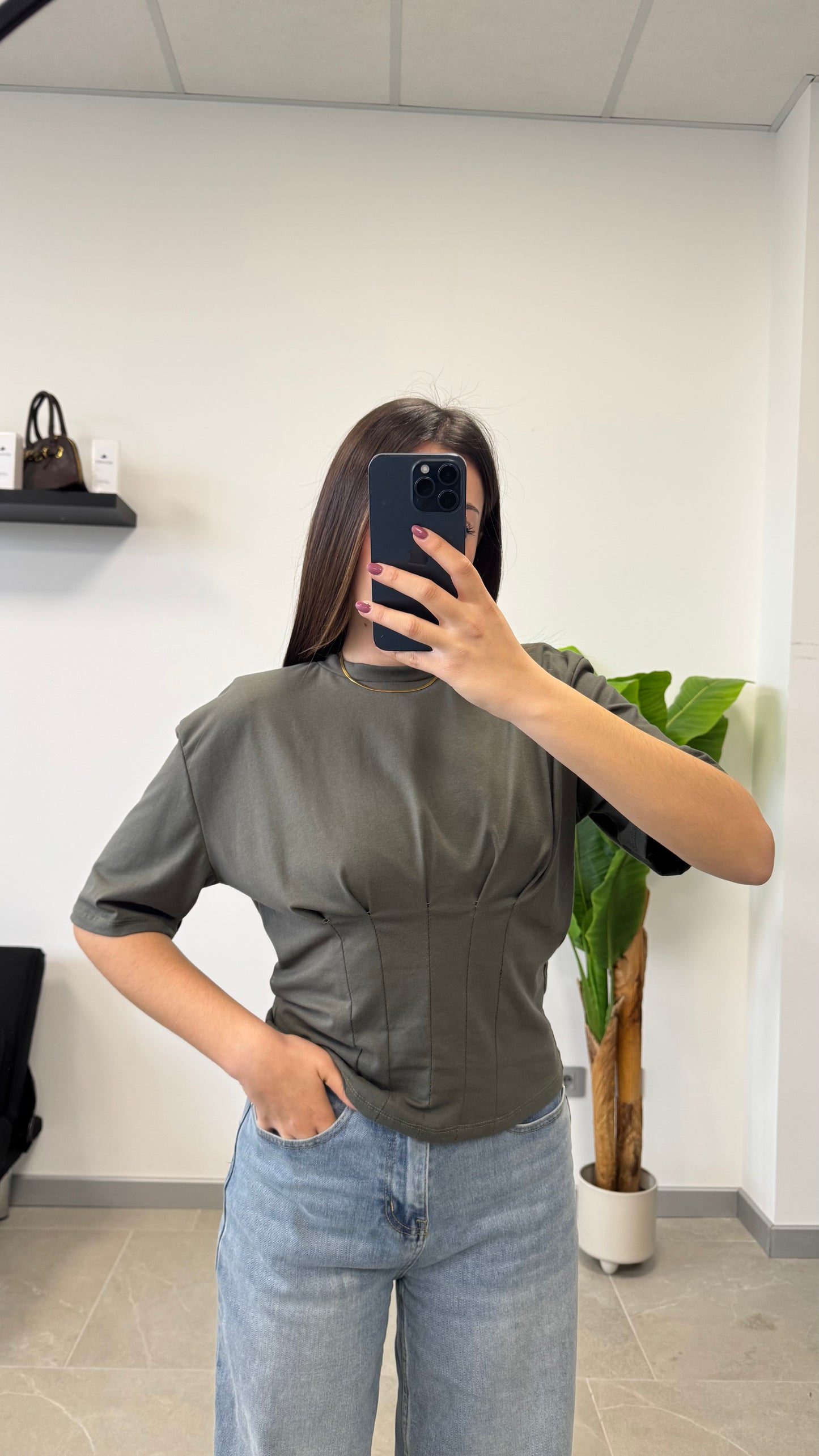 T-SHIRT CROP “LETY”