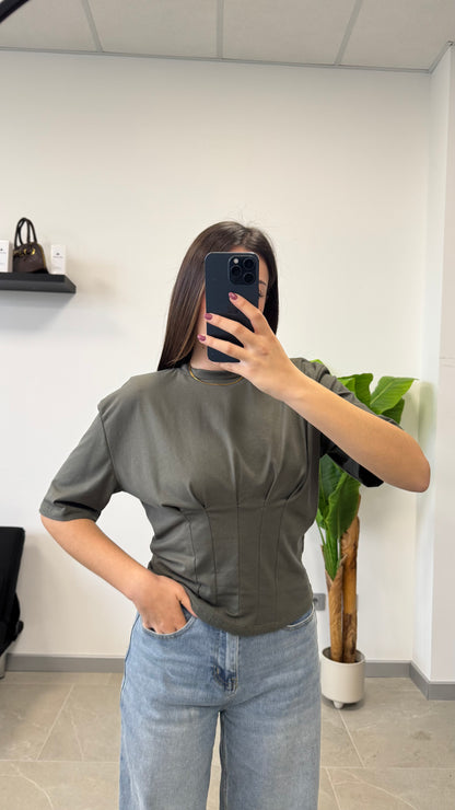 T-SHIRT CROP “LETY”