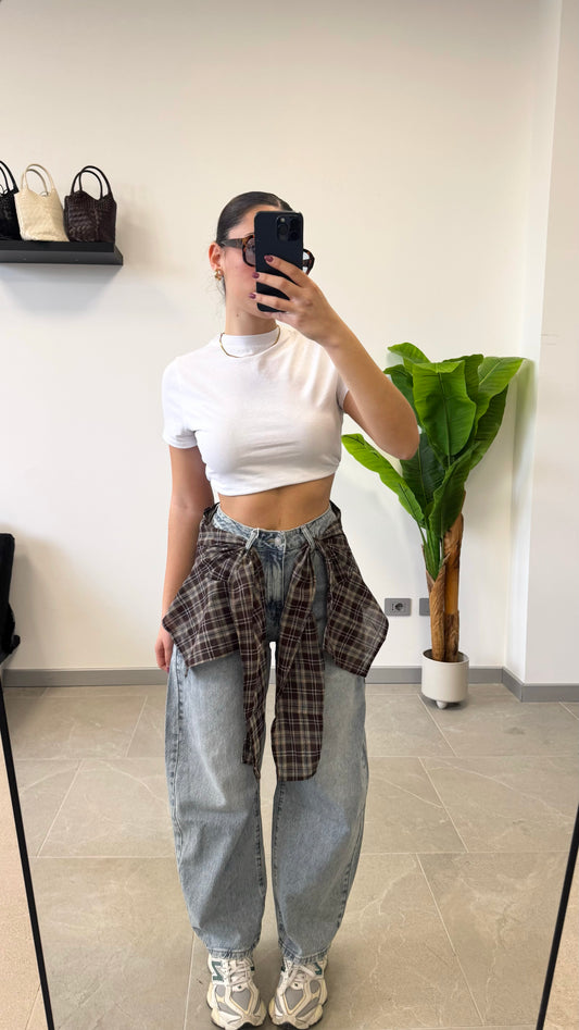 JEANS BALLOON CON CAMICIA